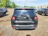 2017 Jeep Renegade photo