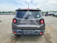 2017 Jeep Renegade photo