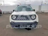 2017 Jeep Renegade photo