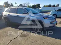 2017 Jeep Grand Cherokee фото