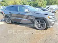 2017 Jeep CHEROKEE photo