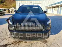 2017 Jeep CHEROKEE photo