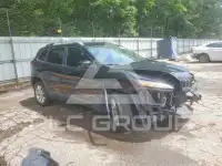 2017 Jeep CHEROKEE photo