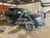 2017 Jeep CHEROKEE фото