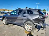 2017 Jeep CHEROKEE фото
