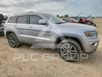 2017 Jeep CHEROKEE photo
