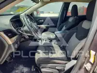 2017 Jeep CHEROKEE фото