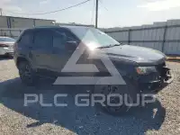 2017 Jeep CHEROKEE фото