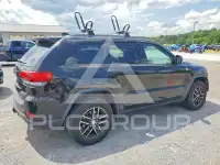 2017 Jeep CHEROKEE фото