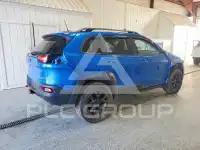 2017 Jeep CHEROKEE фото