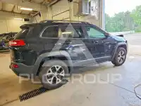 2017 Jeep CHEROKEE photo