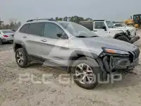 2017 Jeep CHEROKEE фото
