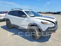 2017 Jeep CHEROKEE фото