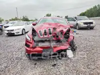 2017 Jeep CHEROKEE фото