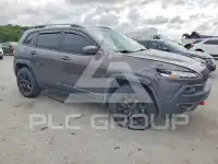 2017 Jeep CHEROKEE photo