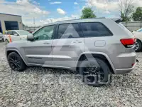 2017 Jeep CHEROKEE photo
