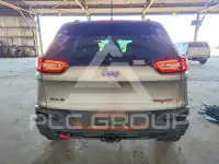 2017 Jeep CHEROKEE photo