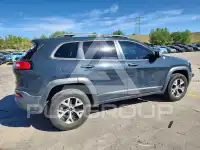 2017 Jeep CHEROKEE photo