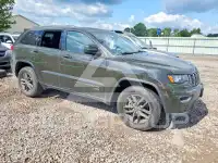 2017 Jeep CHEROKEE фото