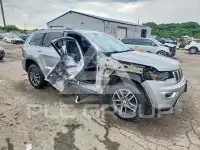 2017 Jeep CHEROKEE фото