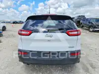 2017 Jeep CHEROKEE фото