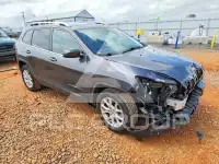 2017 Jeep CHEROKEE photo