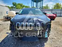 2017 Jeep CHEROKEE photo