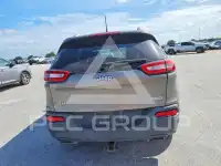 2017 Jeep CHEROKEE photo