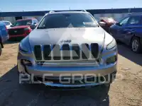 2017 Jeep CHEROKEE photo