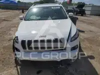 2017 Jeep CHEROKEE photo