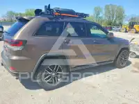 2017 Jeep CHEROKEE фото