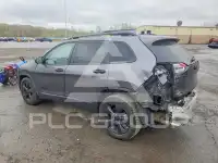 2017 Jeep CHEROKEE photo