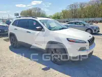 2017 Jeep CHEROKEE photo