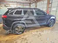 2017 Jeep CHEROKEE фото