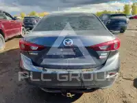 2017 Mazda 3 photo
