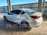 2017 Mazda 3 фото