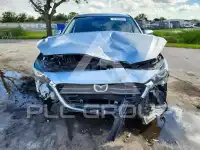 2017 Mazda 3 фото