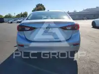 2017 Mazda 3 фото