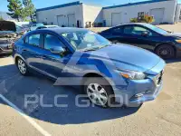 2017 Mazda 3 photo