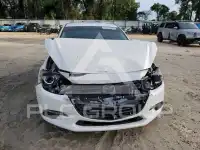 2017 Mazda 3 photo
