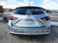 2017 Mazda 3 фото