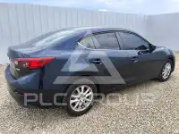 2017 Mazda 3 photo