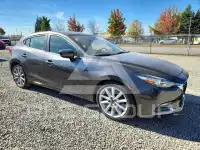 2017 Mazda 3 photo