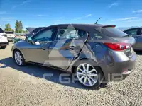2017 Mazda 3 photo
