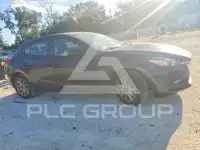 2017 Mazda 3 photo
