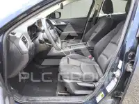 2017 Mazda 3 photo