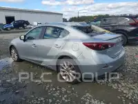 2017 Mazda 3 photo