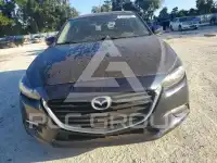 2017 Mazda 3 photo