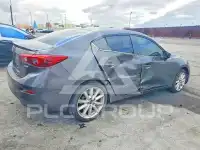 2017 Mazda 3 photo