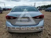 2017 Mazda 3 фото